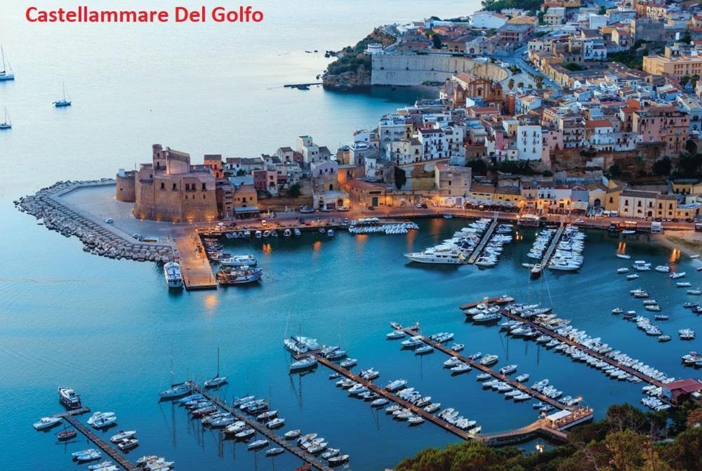 Casa Vacanze Mazara Appartement Mazara del Vallo Buitenkant foto